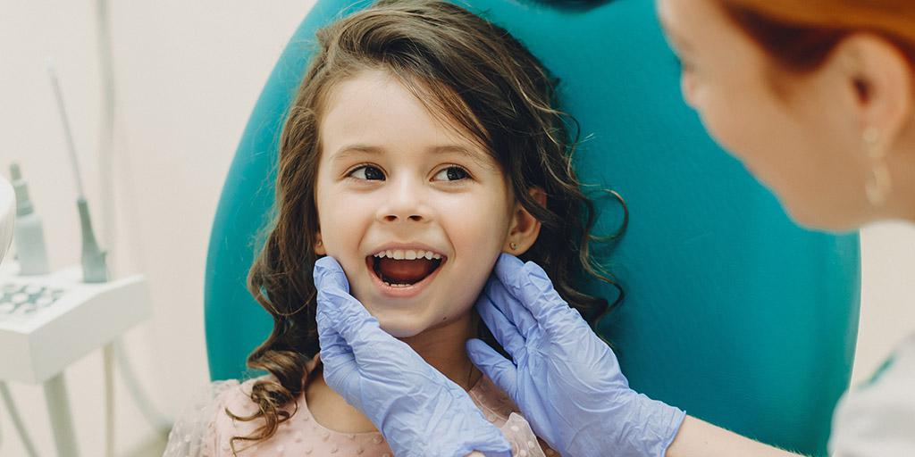 Gum Disease Treatment Without the Drama: How Solea Laser Benefits Your Smile